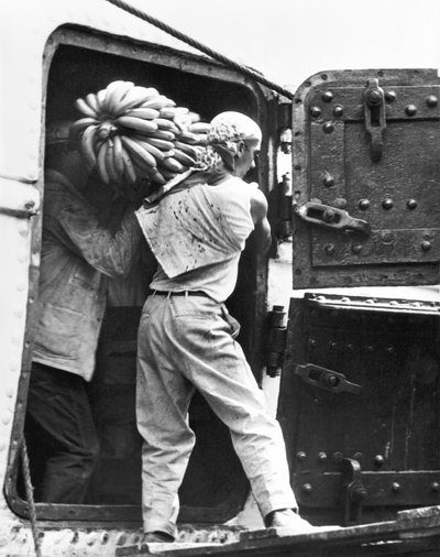 Travailleurs chargeant des bananes, Veracruz, 1927 - Tina Modotti